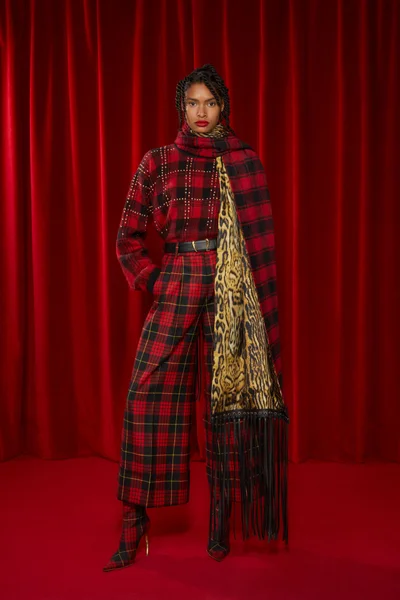 Look 18